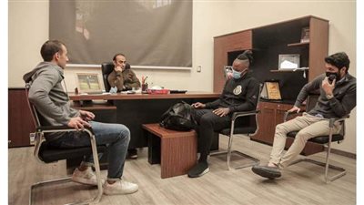 كواليس جلسة عبد الحفيظ مع والتر بواليا في الأهلي