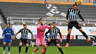 في مباراة الأهداف الجميلة والشوط الواحد.. ليستر سيتي يتخطى نيوكاسل بثنائية