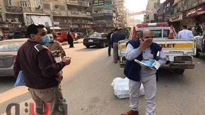 حي أول طنطا يوزع كمامات على المواطنين