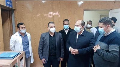 نائب محافظ الجيزة يتفقد مستشفيات مبارك وأوسيم وزايد | صور