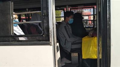 توقيع 10غرامات لعدم ارتداء كمامة بمشروع نقل الركاب في مطروح