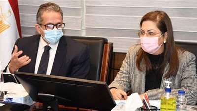 وزيرا التخطيط والسياحة والآثار يبحثان تفعيل وحدة الحسابات الفرعية