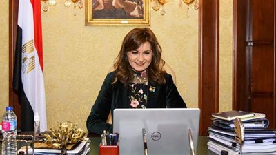 الهجرة تهنئ طفلاً مصرياً فاز بالمركز الأول لأفضل مشروع لتطوير التعليم في اليابان