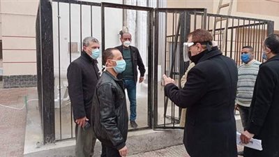 محافظ المنيا يشدد على توفير الأكسجين بالمستشفيات