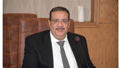 15 قرارا لرئيس جامعة قناة السويس لتنظيم العمل داخل الكليات والإدارات