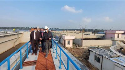 محافظ البحيرة يتفقد مشروع توسعة محطة معالجة إدكو بـ500 مليون جنيه