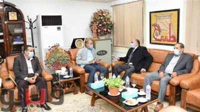 رئيس جامعة الأقصر يزور جهاز مدينة طيبة الجديدة | صور