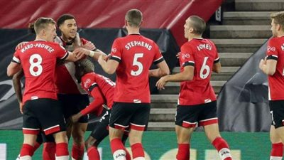 ساوثهامبتون يتقدم على ليفربول 0/1 بعد 30 دقيقة