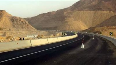 المرور تعيد فتح طريق العين السخنة عقب انقشاع الشبورة المائية