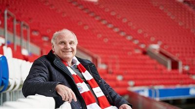 بايرن ميونخ يحتفل ببلوغ رئيسه الشرفي 69 عامًا