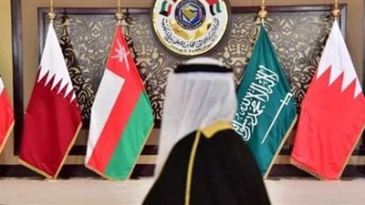 بدء وصول الوفود المشاركة في القمة الخليجية