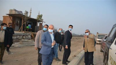 محافظ القليوبية يتابع أعمال تطوير محور طريق شركات البترول بمسطرد