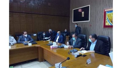 شمال سيناء تخفض العمالة بنسبة ٥٠٪ لمواجهة فيروس كورونا