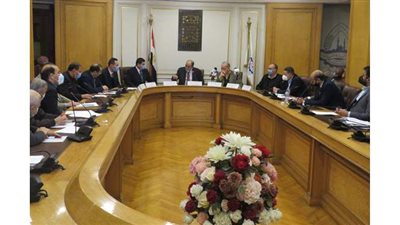 هيئة الشراء الموحد تعلن عن سداد 50% من مستحقات موردي المستشفيات