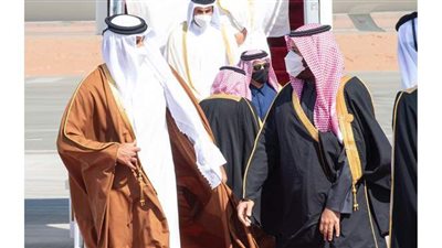 أشيقر.. ما رسالة تميم لقادة السعودية باسم طائرته؟ | فيديو