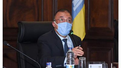 سكرتير مساعد الإسكندرية يقود حملة بحي شرق لمتابعة تطبيق الإجراءات الاحترازية