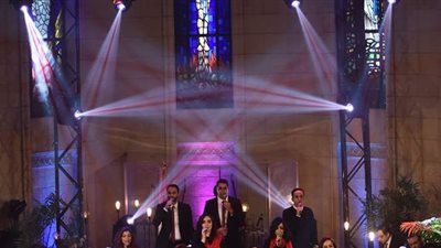 الإنجيلية تبدأ الاحتفال بالعيد بترنيمات عن ميلاد المسيح