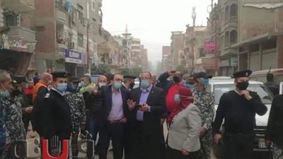 شرطة مرافق الإسماعيلية تنظم حملة مكبرة لإزالة إشغالات الطريق | صور