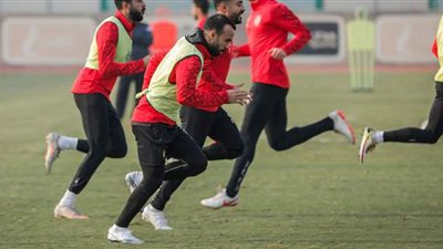 الأهلي يتدرب دون راحة استعدادا لمواجهة سيراميكا في الدوري