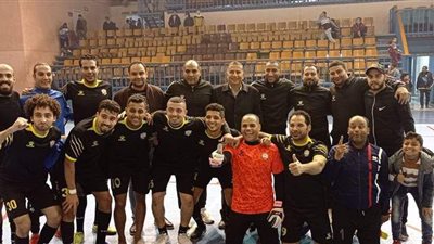 صالات المنيا يعتلي الدوري بالفوز على البنك الأهلي برباعية نظيفة