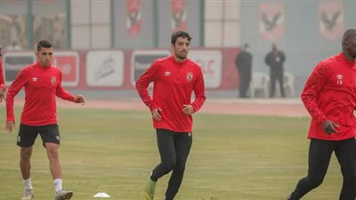طبيب الأهلي يؤكد جاهزية طاهر محمد طاهر لمواجهة «سيراميكا»