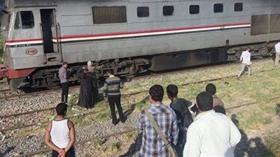 إستدعاء أفراد أسرة شاب صدمه قطار بالبدرشين.. والإستماع للشهود
