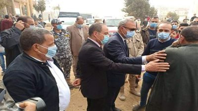 تشييع جثمان شهيد الواجب بمسقط رأسه بقليوب | صور