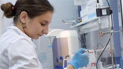 عالم بريطاني يكشف مخاطر سلالة كورونا الجديدة التي ظهرت في نيجيريا