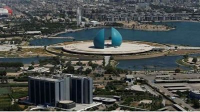 الكاظمي يشيد بالجيش العراقي في الذكرى المئوية لتأسيسه