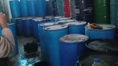 ضبط مواد كيميائية مجهولة المصدر في الإسكندرية