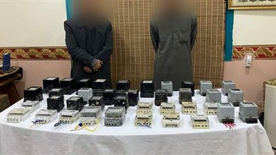 حبس تشكيل عصابي لتركيب عدادات كهرباء لا يصدر لها فواتير