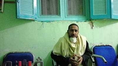 قصة مدرس أزهري يتبرع بتغسيل ضحايا كورونا مجانا | فيديو