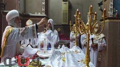 أسقف بني سويف يترأس قداس عيد الميلاد | صور