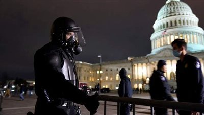 نيويورك تايمز عن مقتحمي الكونجرس: غوغائيون