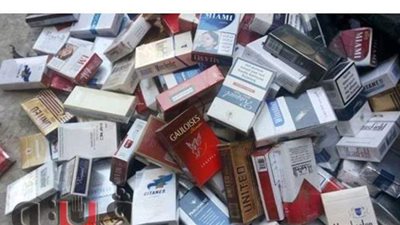 ضبط 880 علبة سجائر مجهولة المصدر ببرج العرب