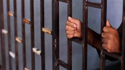 حبس صاحب شركة لحجبه 20 أسطوانة أكسجين عن التداول