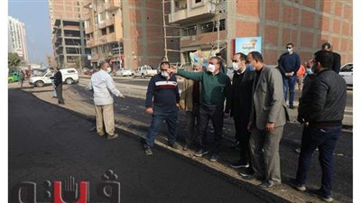 محافظ المنوفية يتفقد أعمال رصف شارع مصطفى كامل القبلى | صور