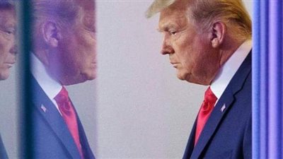 أسباب حظر حسابات ترامب على فيس بوك وإنستجرام لأجل غير مسمى