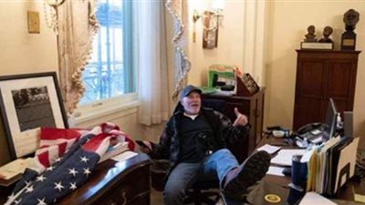 كان يبحث عن حمام.. قصة 