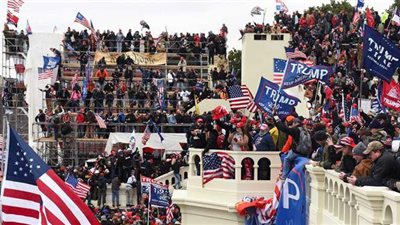 استقالة رئيس شرطة الكابيتول بعد اقتحام أنصار ترامب مقر الكونجرس