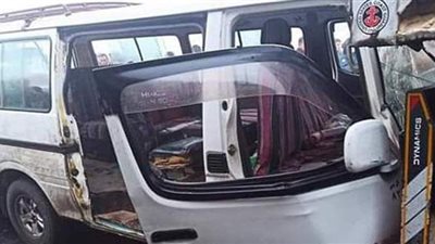 إصابة ٤ أشخاص في حادث تصادم سيارة وحفار بالإسكندرية