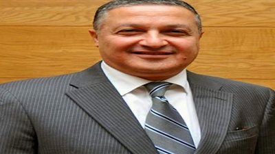 بعد تعيينه بقرار جمهوري عضوا بمجلس النواب.. تعرف على رئيس جامعة بنها