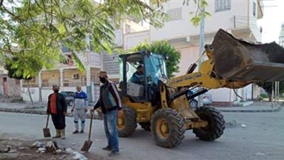 حملة للنظافة وصيانة أعمدة الإنارة بالقنطرة شرق | صور