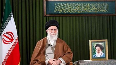 بسبب الدم الملوث.. خامنئي يمنع إيران من استيراد لقاحات كورونا الغربية