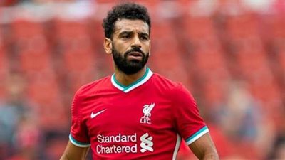 محمد صلاح يقود هجوم ليفربول ضد أستون فيلا