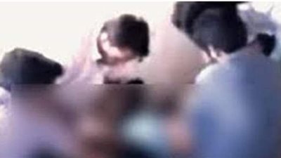 والدة متهم في قضية فيرمونت تناشد الرئيس التدخل للإفراج عن نجلها