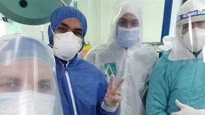 عملية قيصرية لإنقاذ جنين أم مصابة بكورونا في المستشفى الدولي بالمنصورة