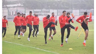 «رانجواجا» يقود مرانًا بدنيًا للاعبي الأهلي