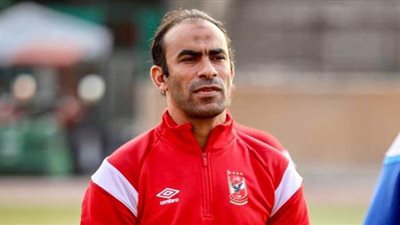 سيد عبد الحفيظ متسائلا عن سر حكم الفيديو: حكم لينا 3 مباريات من 6