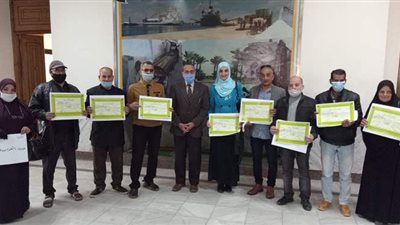 تكريم الفائزات في مسابقة 